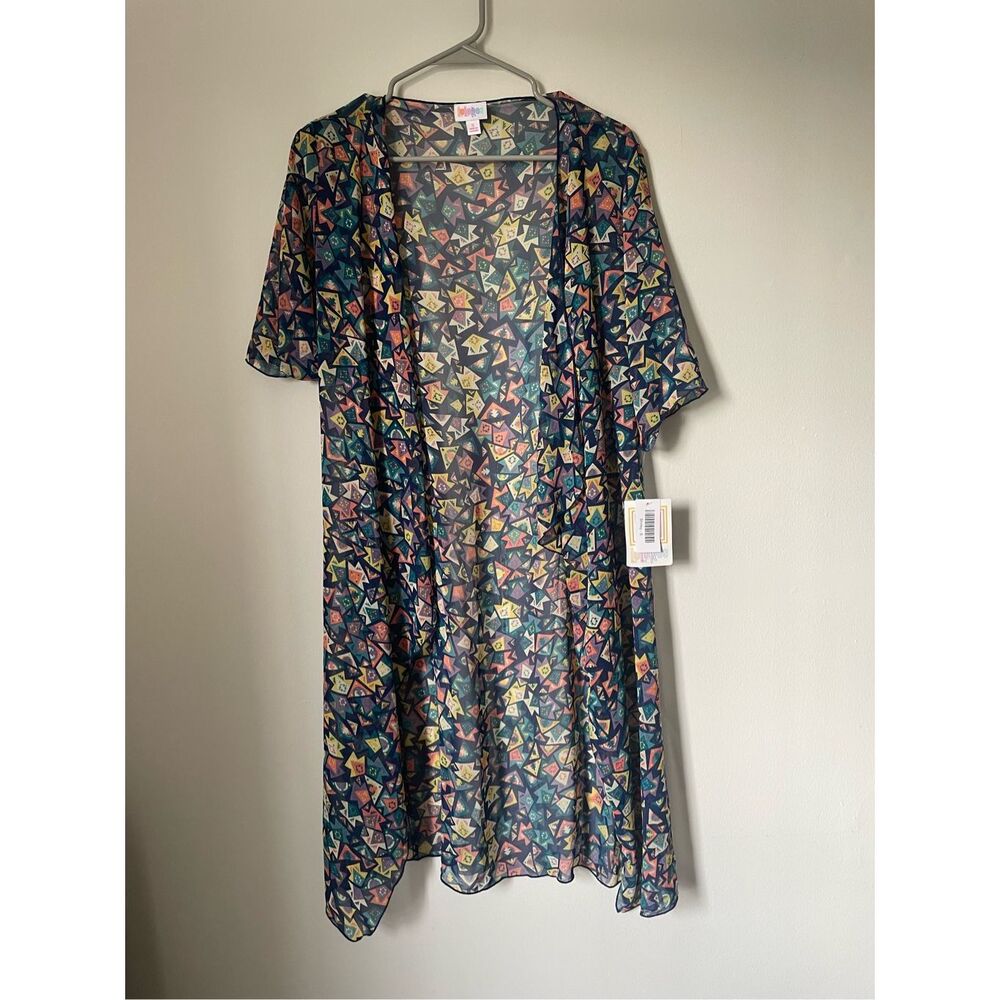 NEW Lularoe women’s small Shirley aztec arrow sweater